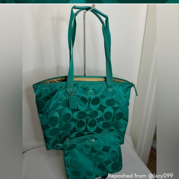 Coach Signature C Large Nylon Tote Bag with Detachable Snap In Pouch - EUC … - Picture 6 of 6